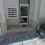 Estudio - بيت للعطل *