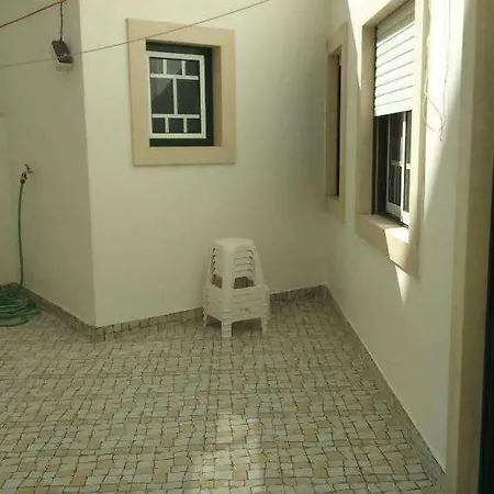 Estudio - *